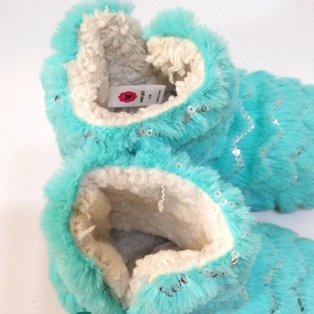 Total Girl Plush Slipper Booties With Faux Fur Lining Small/Medium